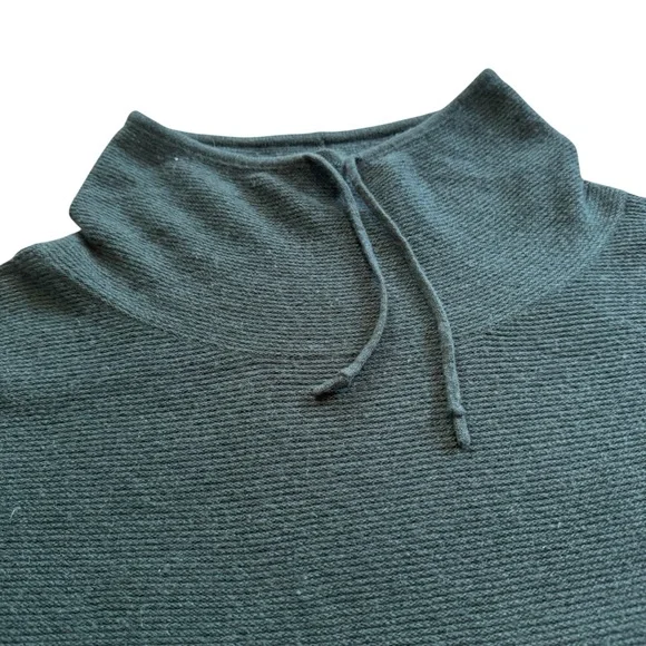 Pendleton Women’s Forest Green 100% Cashmere Knit Sweater with Cowl Neck - Picture 3 of 10